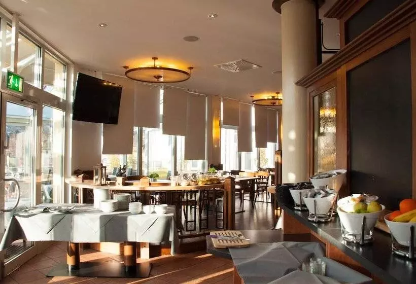 ホテル Stadt Puttlingen