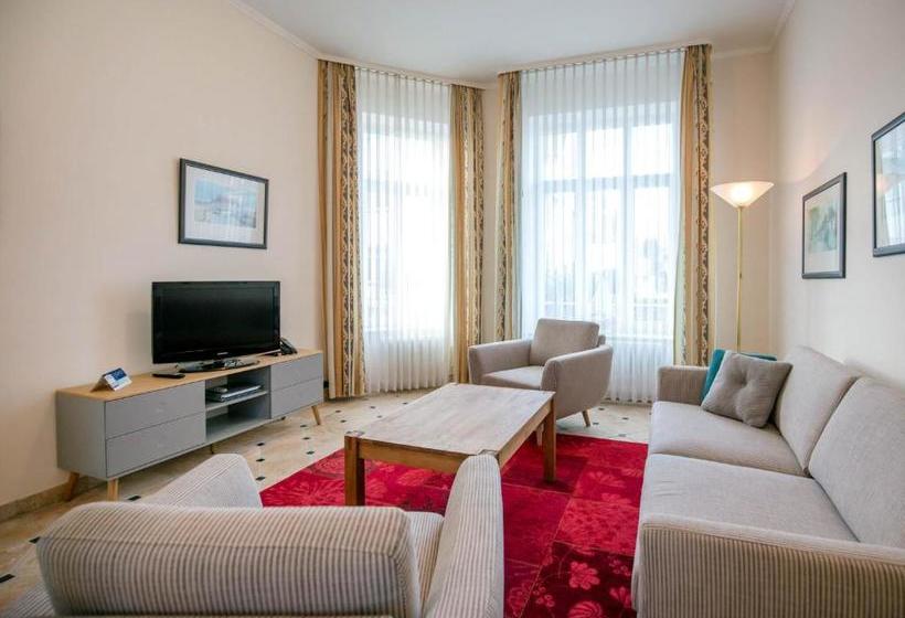 בית מלון כפרי Strandvillen Binz