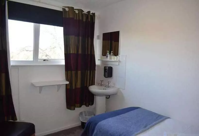 Hotel Whitburn House