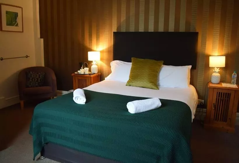 Hotel Whitburn House