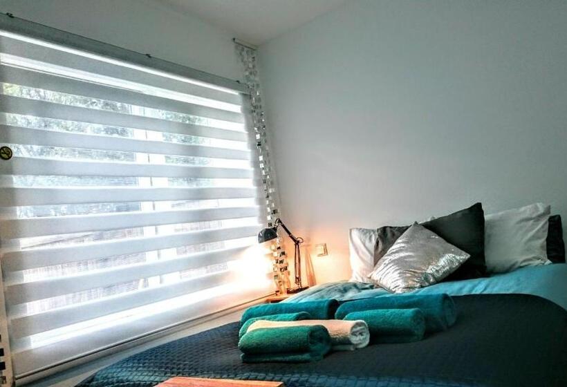 تختخواب و صبحانه Easy Stay