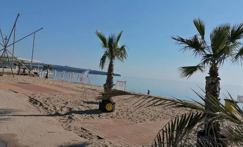 پانسیون Ivet Guest House