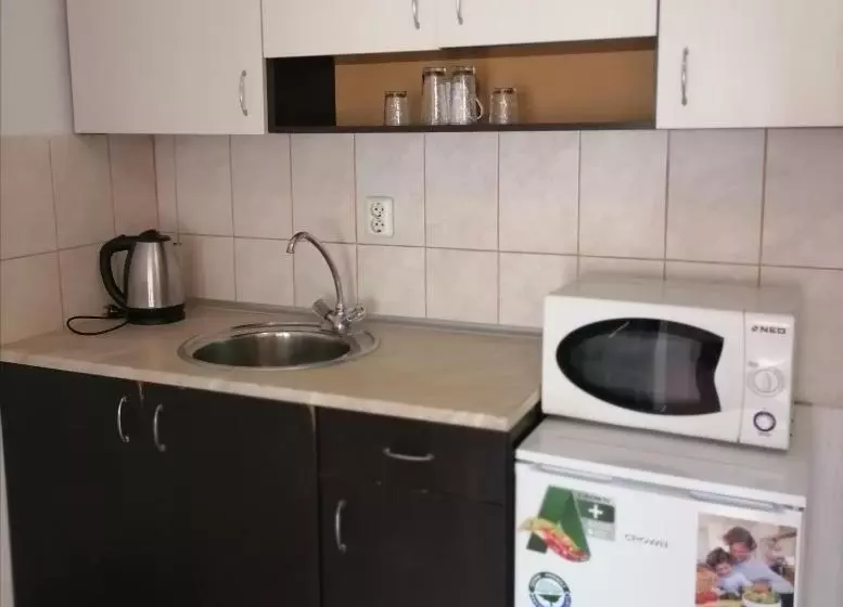 پانسیون Ivet Guest House