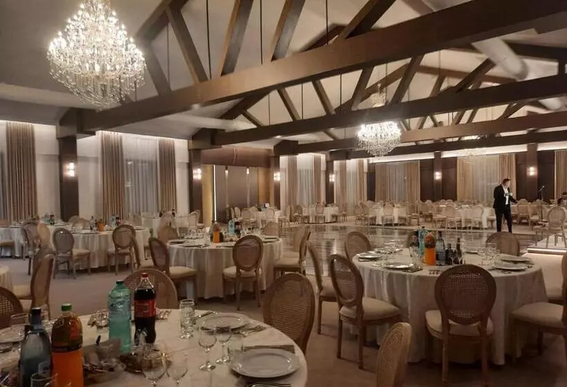 Aamiaismajoitus (B&B) Casa Domnească Cacica