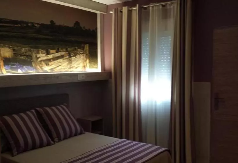 ペンション Hostal Noli