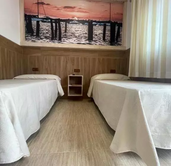 ペンション Hostal Noli