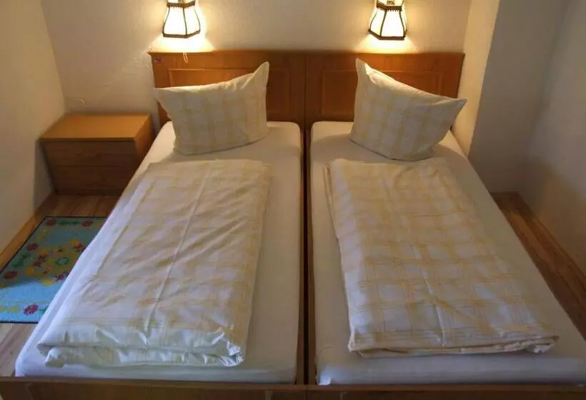 Retkeilymaja Gasthof Hauserwirt