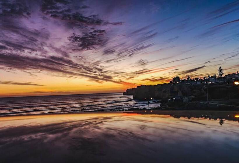 Charming 2 Bed Apartment In Armacao De Pera