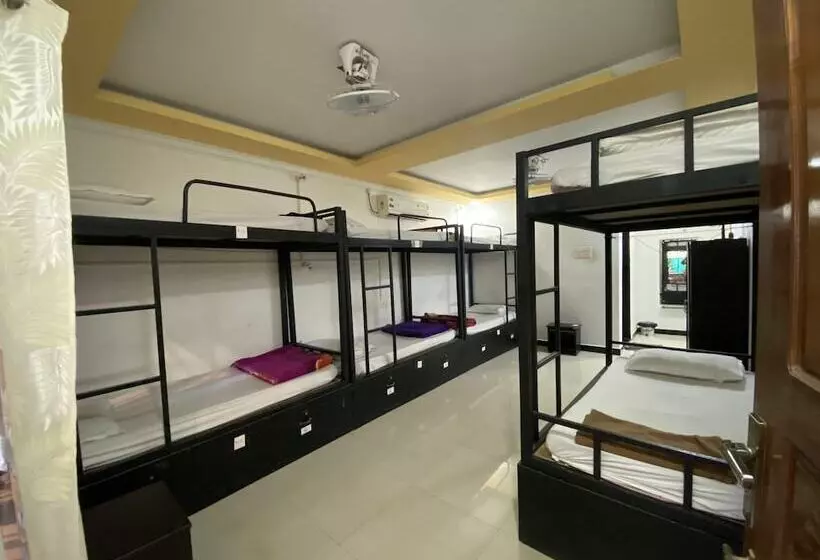 ユースホステル Jungle By Sturmfrei Palolem