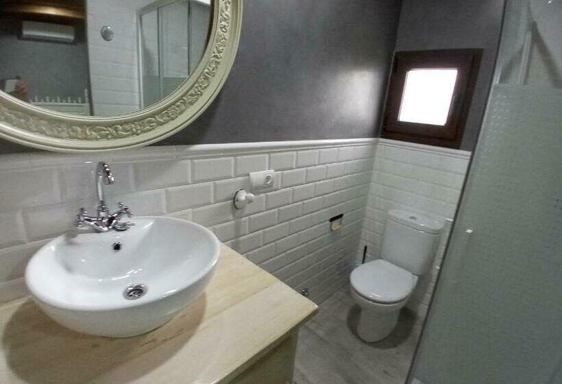 ホテル Hostal La Medina De Camponaraya