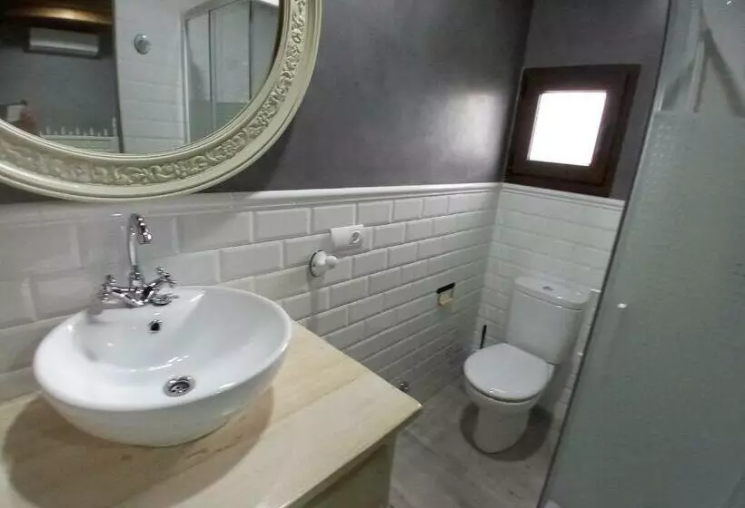 ホテル Hostal La Medina De Camponaraya