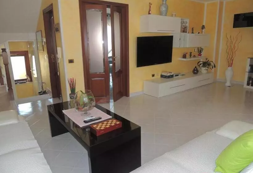 Lalu S B&b