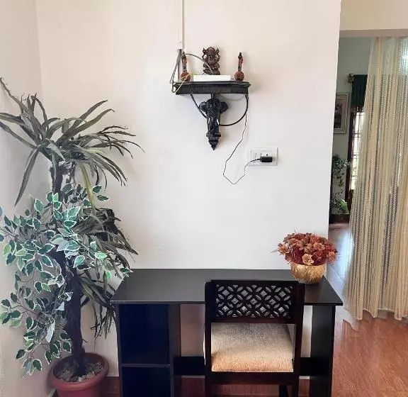 پانسیون Lakshmi Illam Guesthouse For Families Only