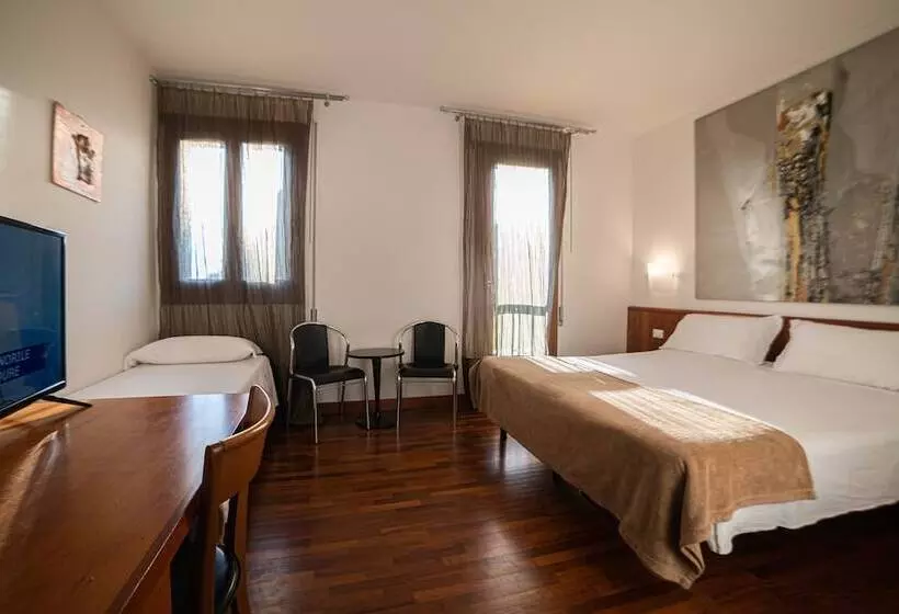 Querini Budget & Business Hotel Sandrigo