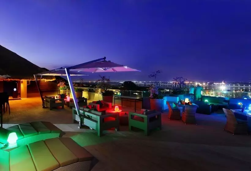 ホテル Amaroossa Suite Bali