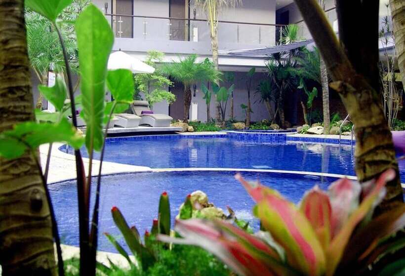 Отель Amaroossa Suite Bali