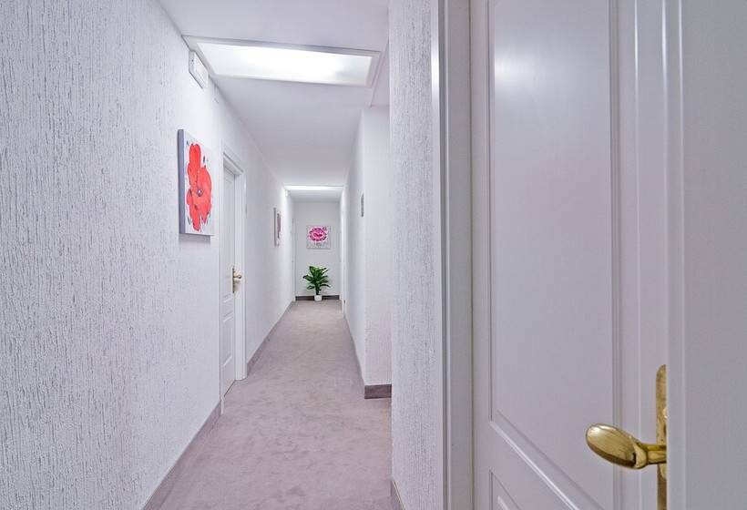 فندق Ariston Montecarlo