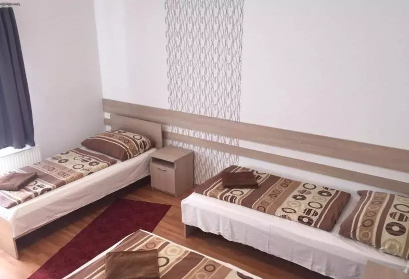 酒店 Gerendas Panzió