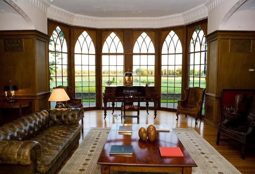 酒店 Luttrellstown Castle Resort