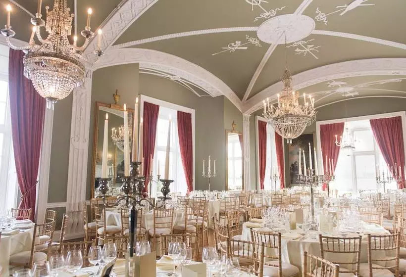 酒店 Luttrellstown Castle Resort