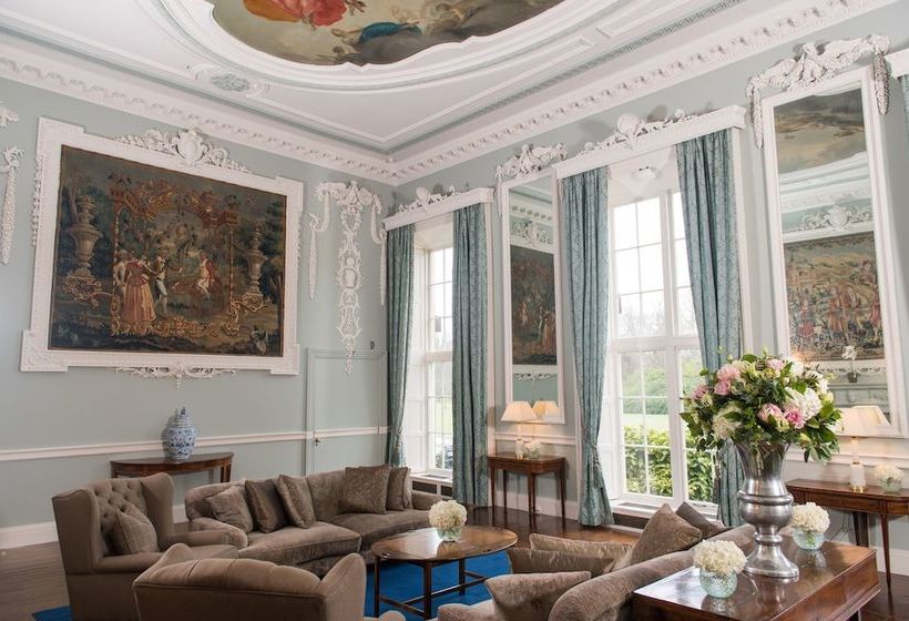 فندق Luttrellstown Castle Resort