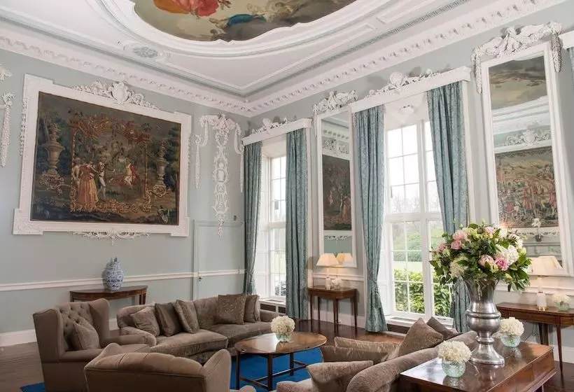 酒店 Luttrellstown Castle Resort