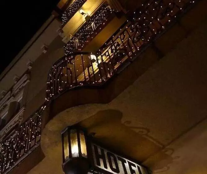 Отель Oreg Miskolcz