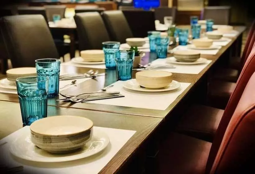 Отель Oreg Miskolcz