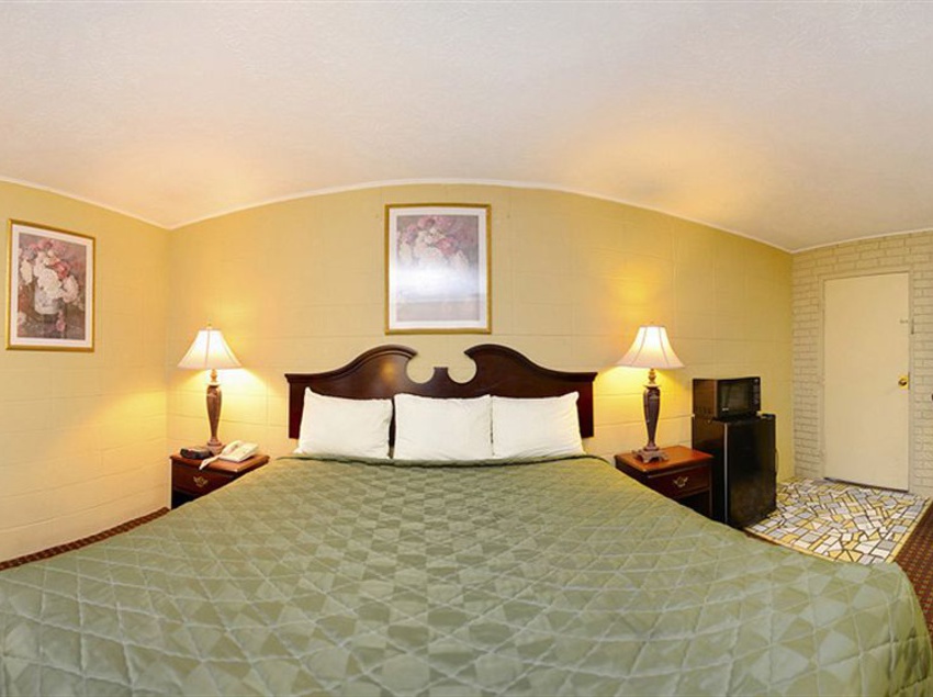 فندق على الطريق Best Budget Inn Springfield