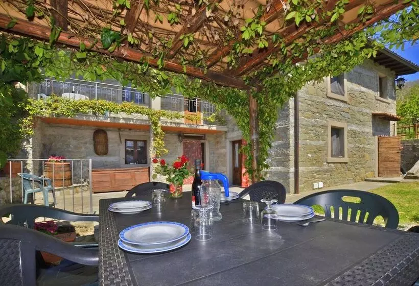 Casa Le Meriche   Happy Rentals