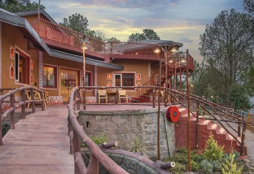 Hotelli A Kasauli Ggaon By Echor