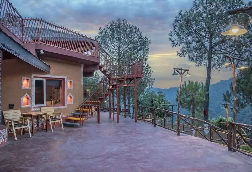 Hotelli A Kasauli Ggaon By Echor