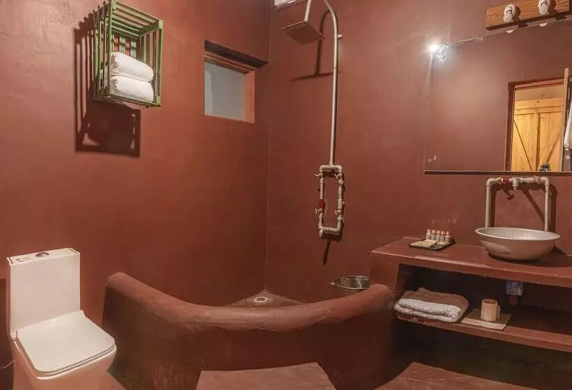 Hotelli A Kasauli Ggaon By Echor