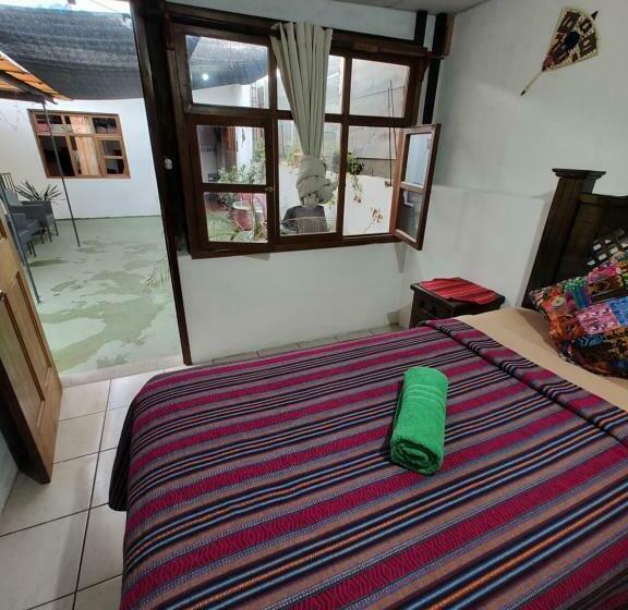 هتل Francisco S Rest House