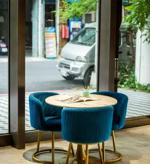 هتل Leisure Kaohsiung