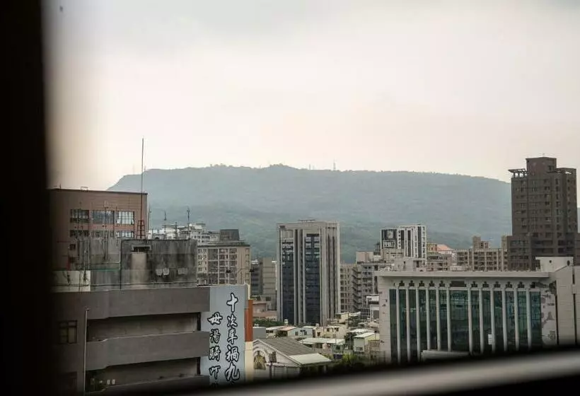 هتل Leisure Kaohsiung