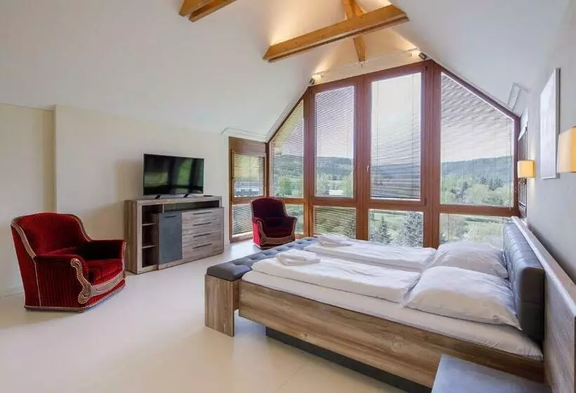 Hotelli Villa Golf Cihelny