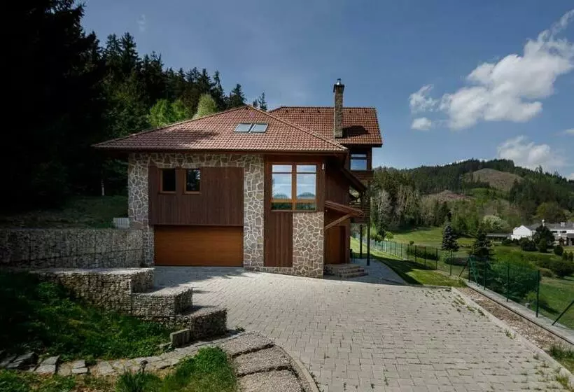 Hotelli Villa Golf Cihelny