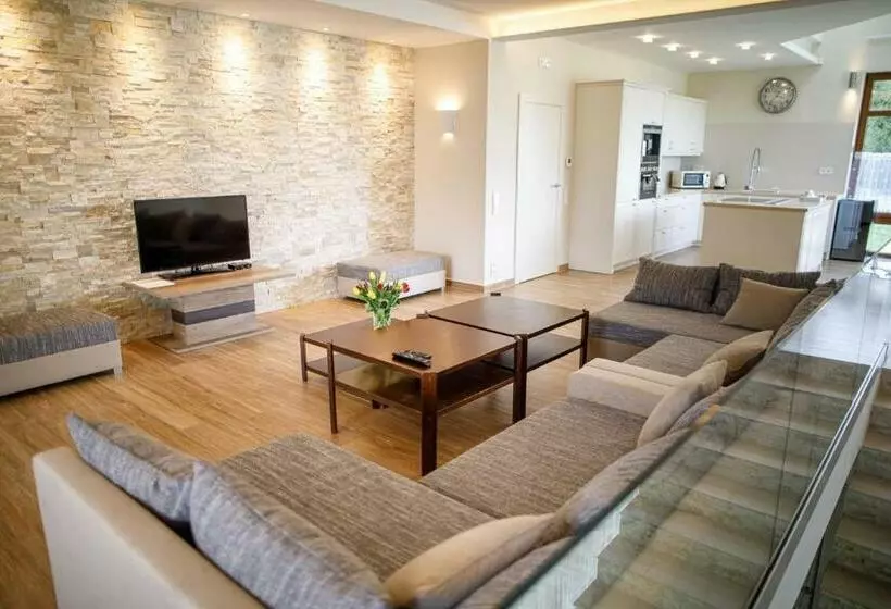 Hotelli Villa Golf Cihelny