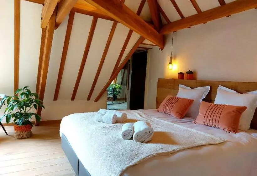 ペンション Les Suites De Petit Bomal