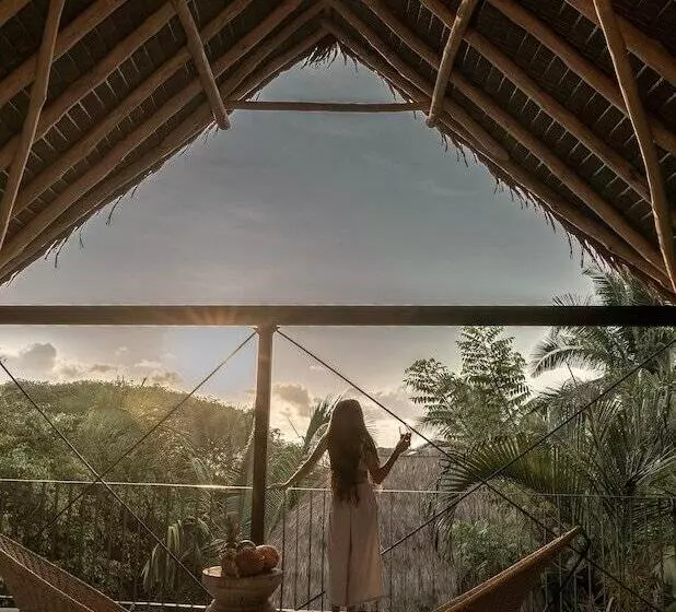 هتل Casa Selva Sayulita