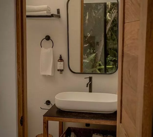 هتل Casa Selva Sayulita
