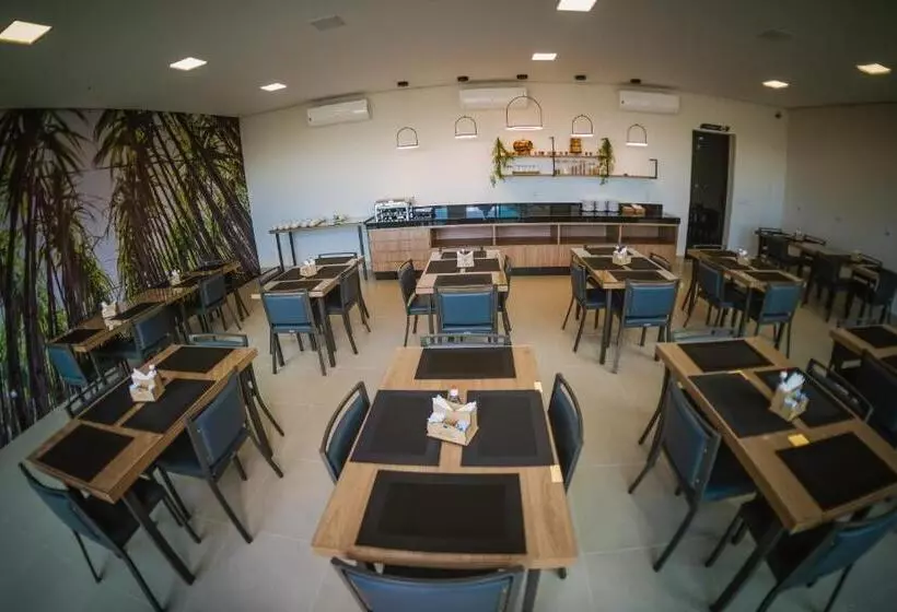 ホテル Du Valle   Salinas   Mg