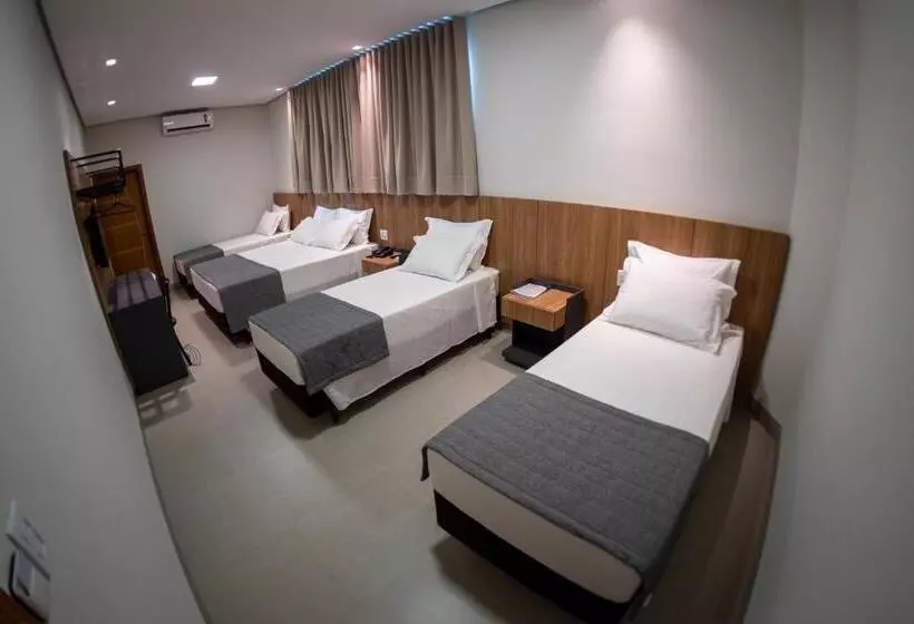 ホテル Du Valle   Salinas   Mg