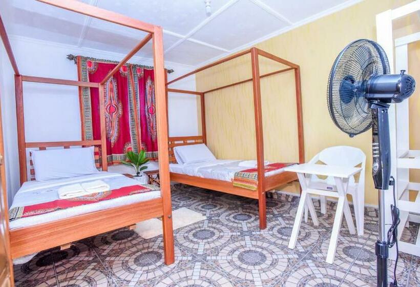 هاستل Enkayz Mombasa