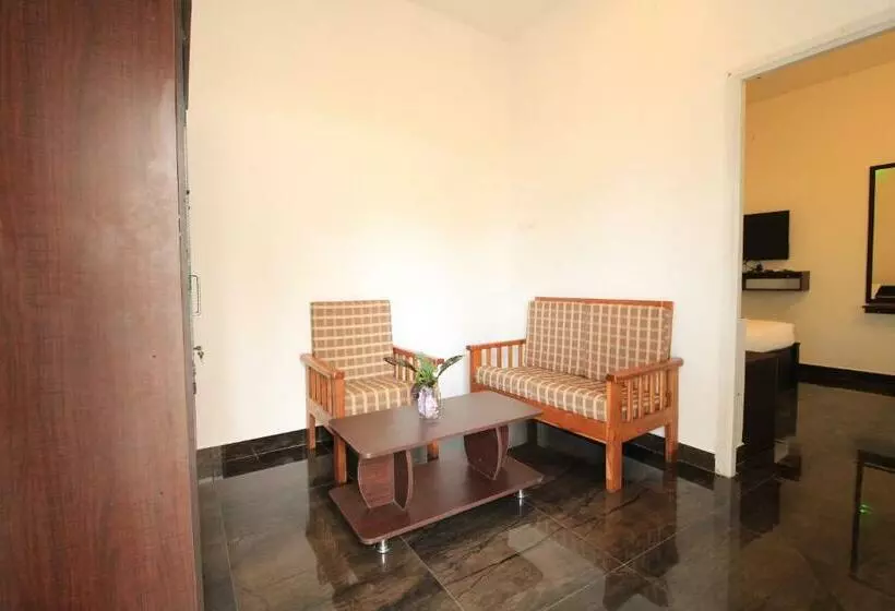 Hotelli Bansuri Beach Resorts