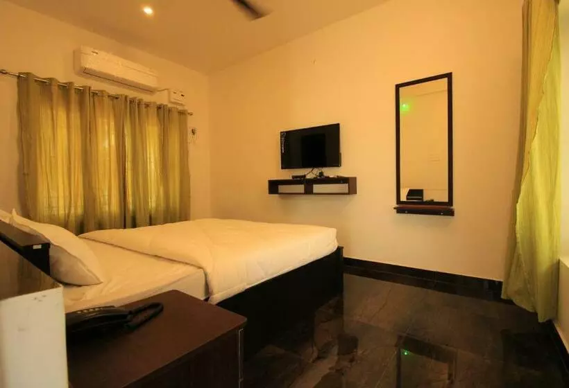 Hotelli Bansuri Beach Resorts