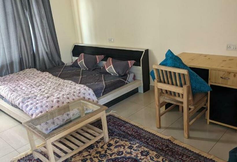 هتل Bricabin Stay