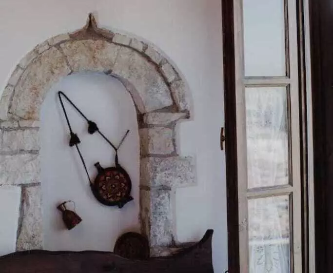 ホテル Tradita E Beratit