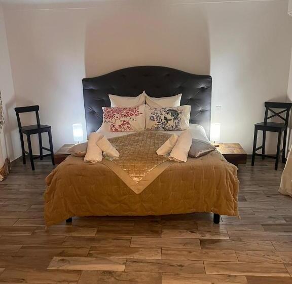 La Bravade Luxe Et Sérénité Au Cœur De Saint Tropez Suites Spacieuses Avec Jardin Enchanteur